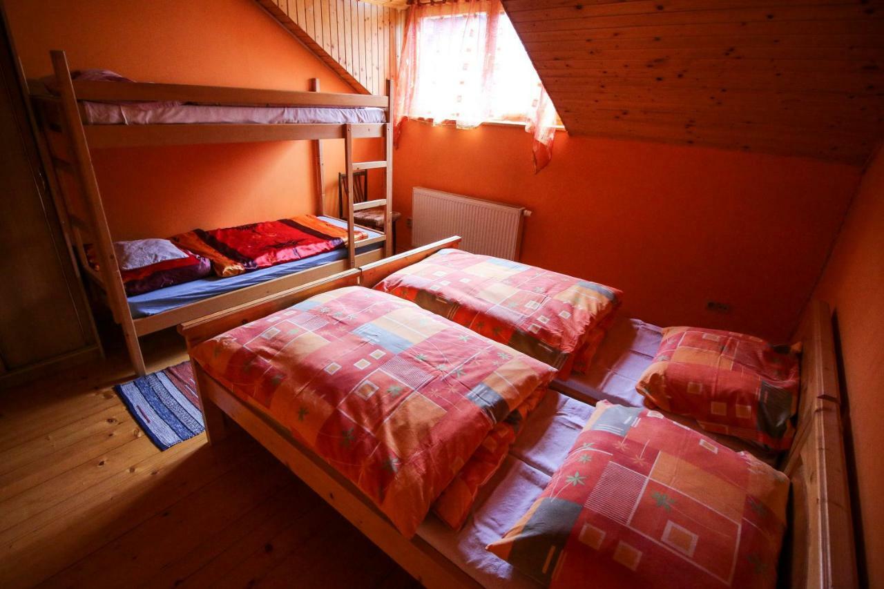 Penzion Hacienda Liptovská Osada 外观 照片