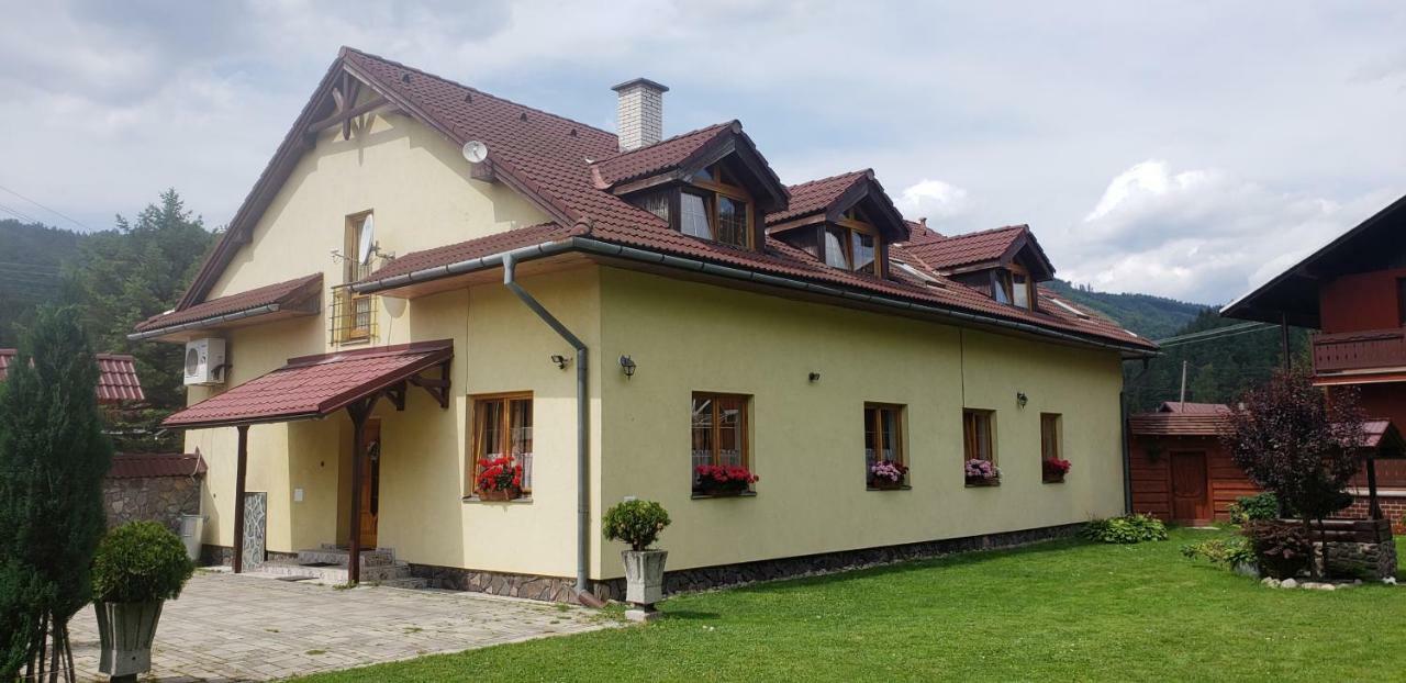 Penzion Hacienda Liptovská Osada 外观 照片